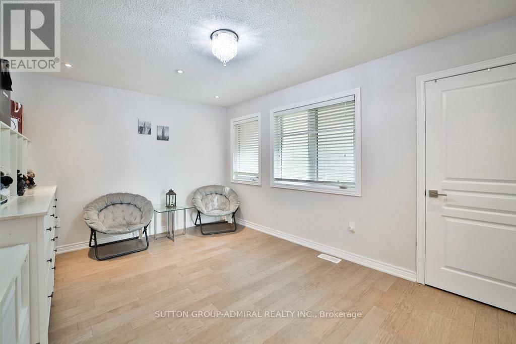 15 JOCADA COURT Image 18