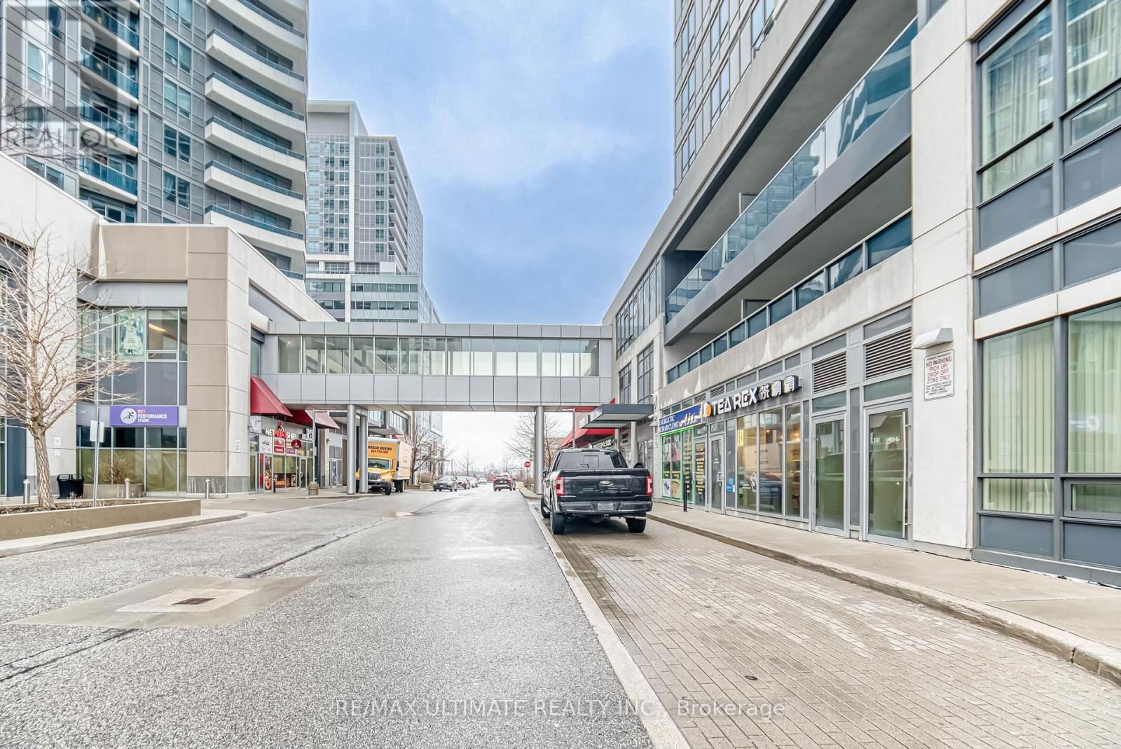 1 - 7181 YONGE STREET Image 4