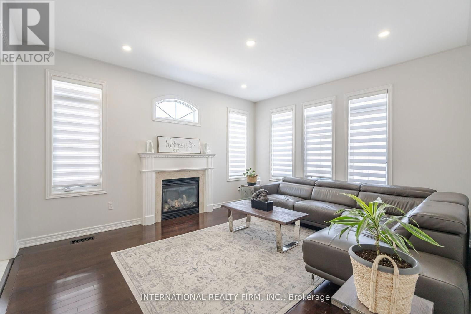 39 LEWIS HONEY DRIVE Image 10