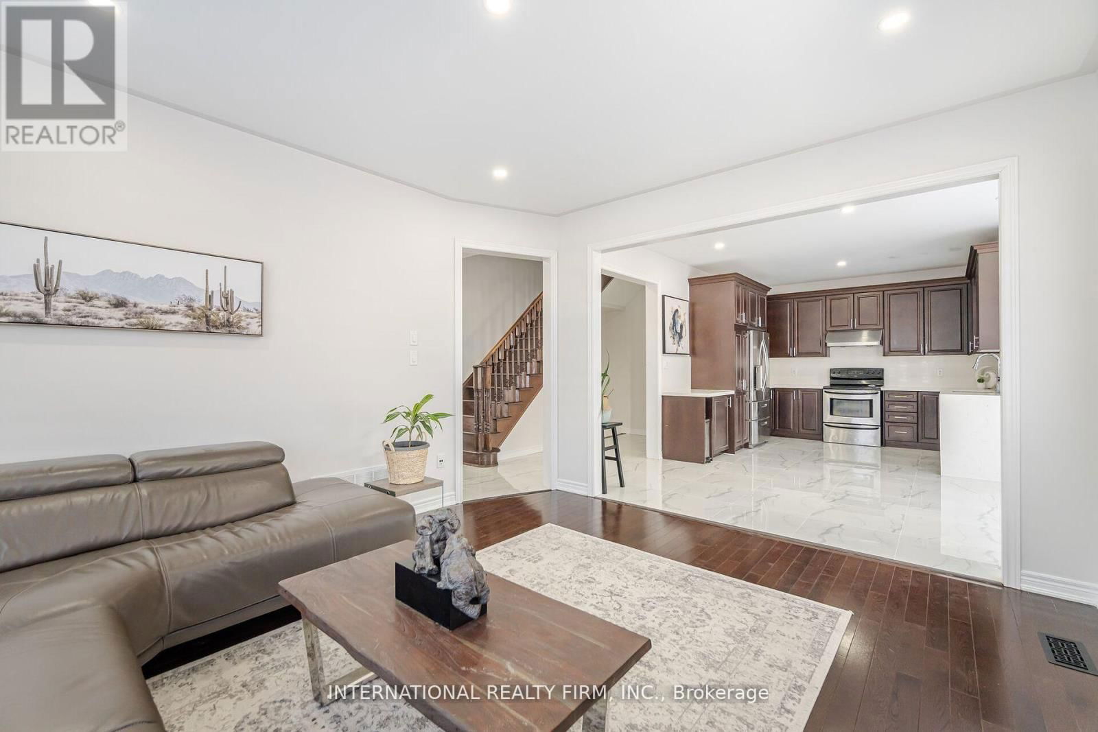 39 LEWIS HONEY DRIVE Image 11