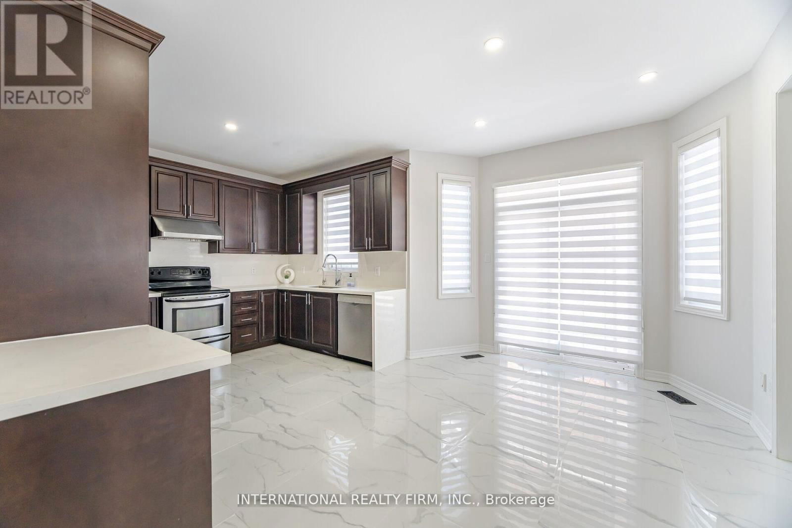 39 LEWIS HONEY DRIVE Image 13