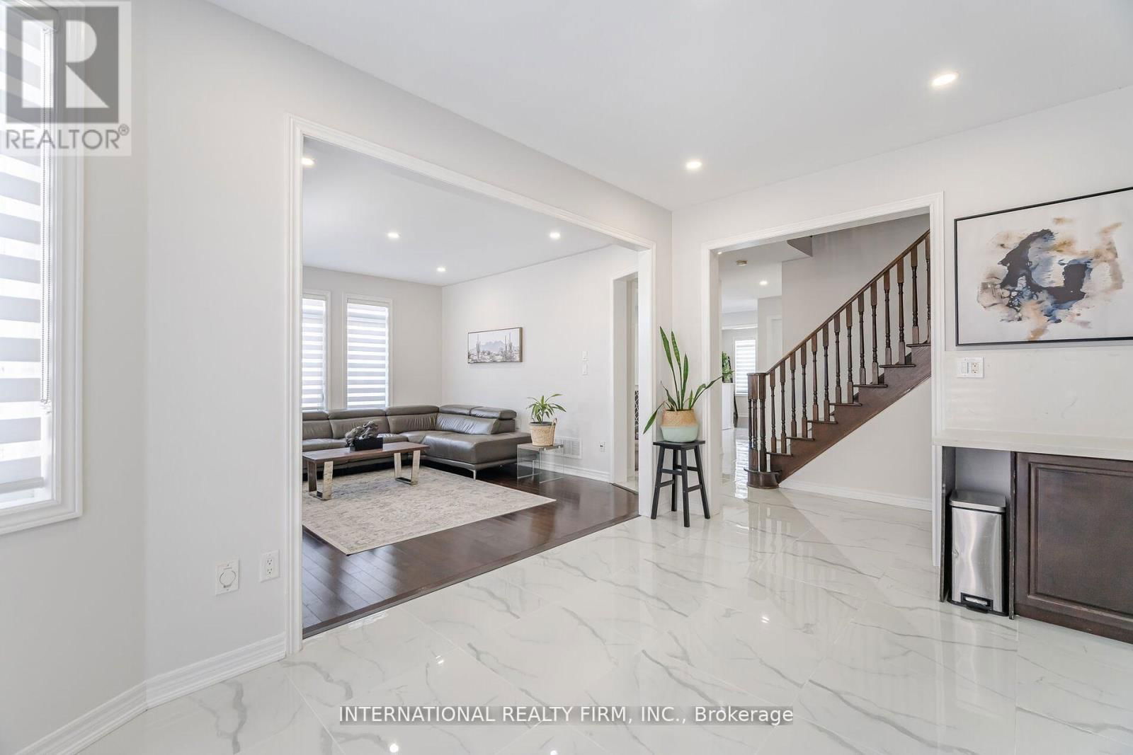 39 LEWIS HONEY DRIVE Image 15