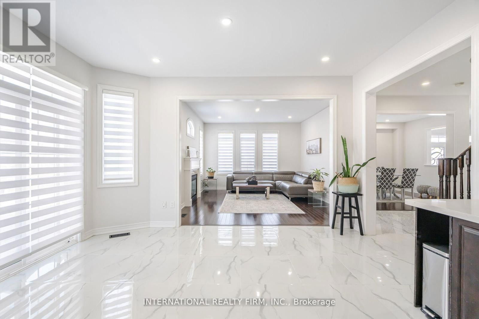 39 LEWIS HONEY DRIVE Image 17