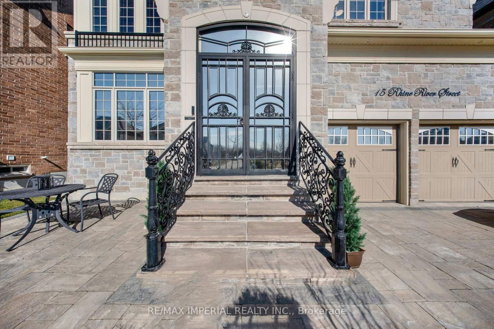 15 RHINE RIVER STREET Image 6
