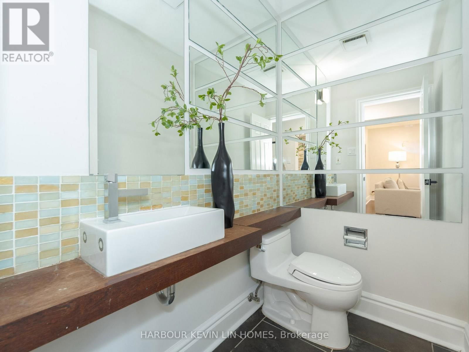 146 VALLEYMEDE DRIVE Image 25