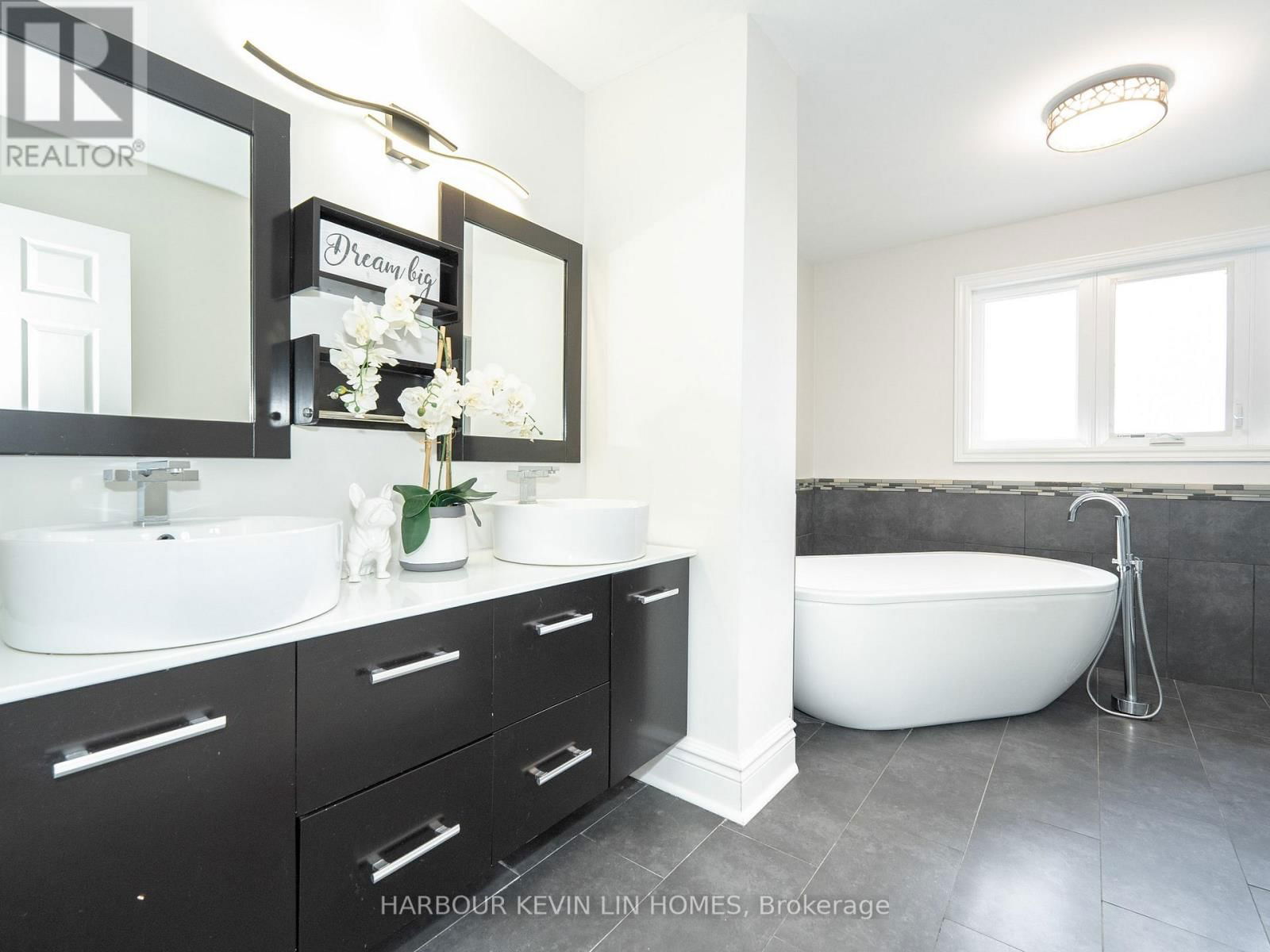 146 VALLEYMEDE DRIVE Image 31