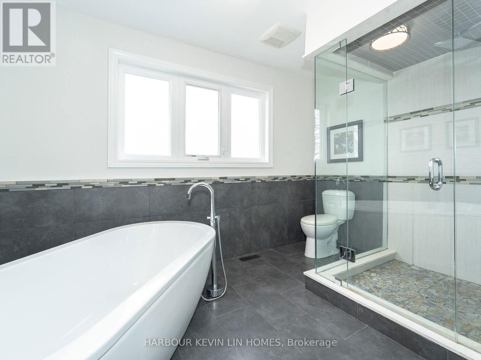 146 VALLEYMEDE DRIVE Image 32