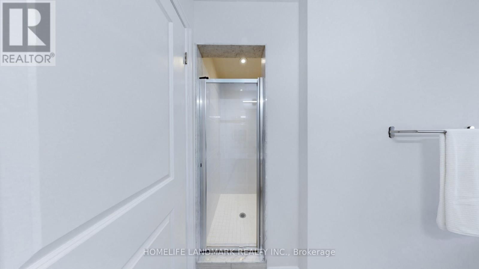 44 ROBERT JOFFRE LEET AVENUE Image 37