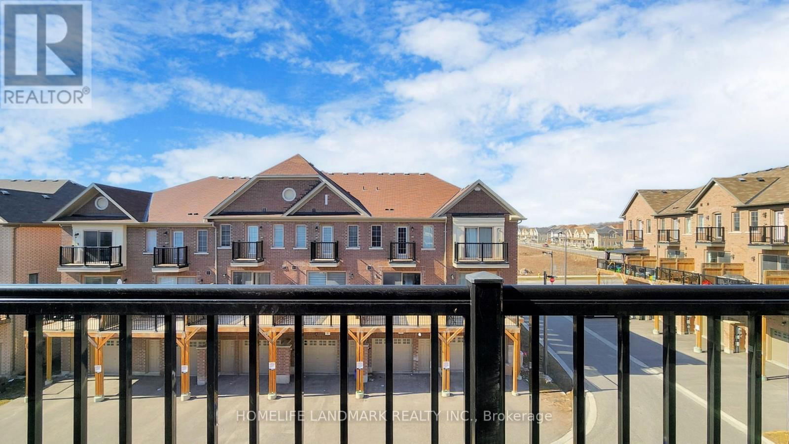 44 ROBERT JOFFRE LEET AVENUE Image 48