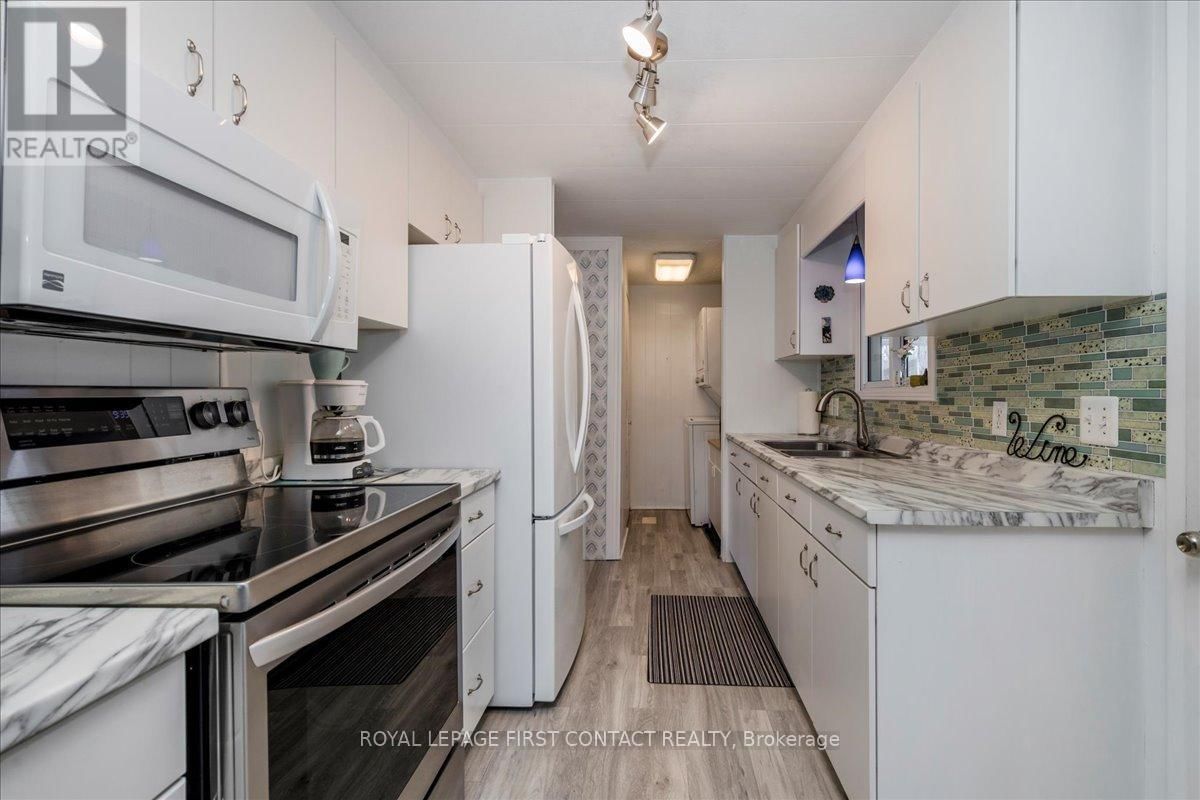 23 MIMOSA CRESCENT Image 13