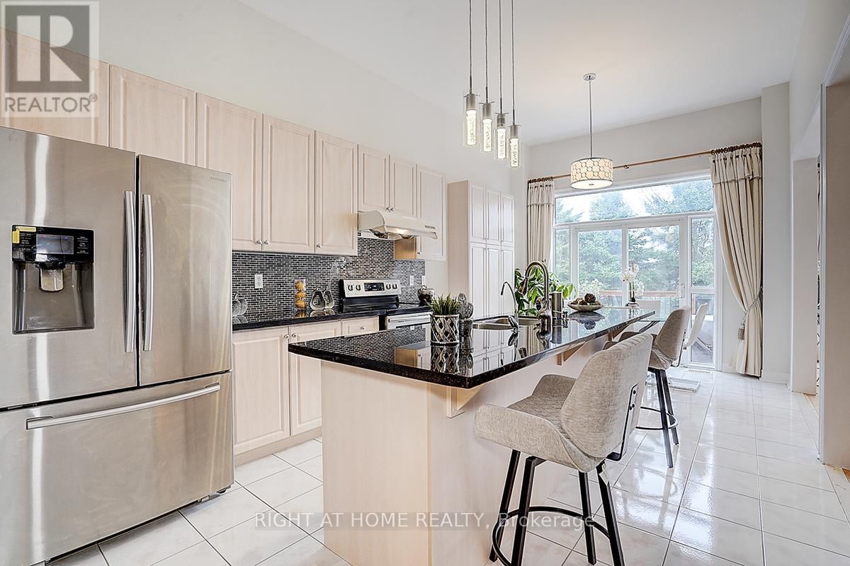 47 TOPOROWSKI AVENUE Image 29