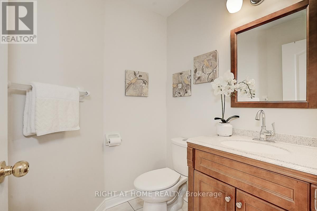 47 TOPOROWSKI AVENUE Image 33