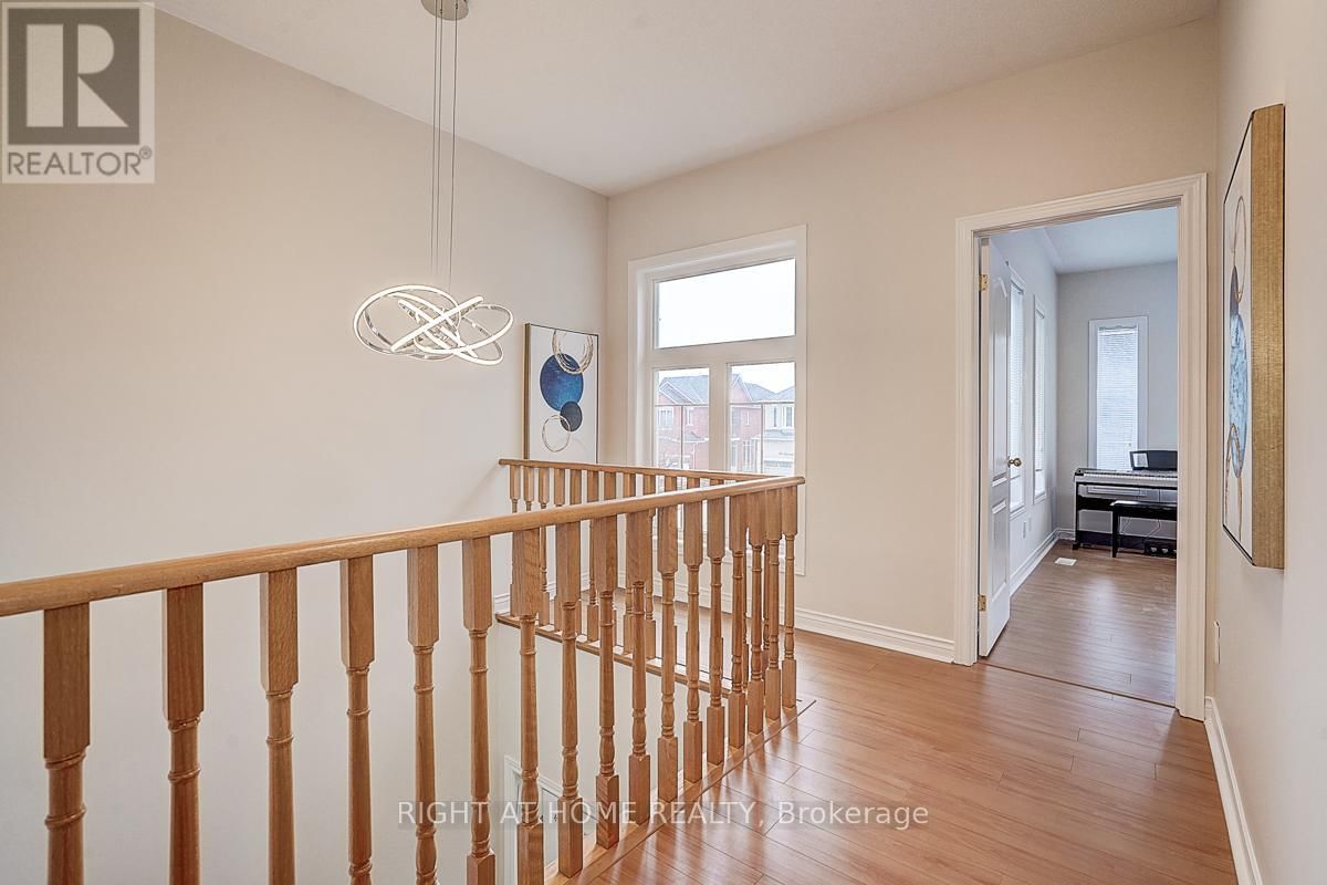 47 TOPOROWSKI AVENUE Image 35