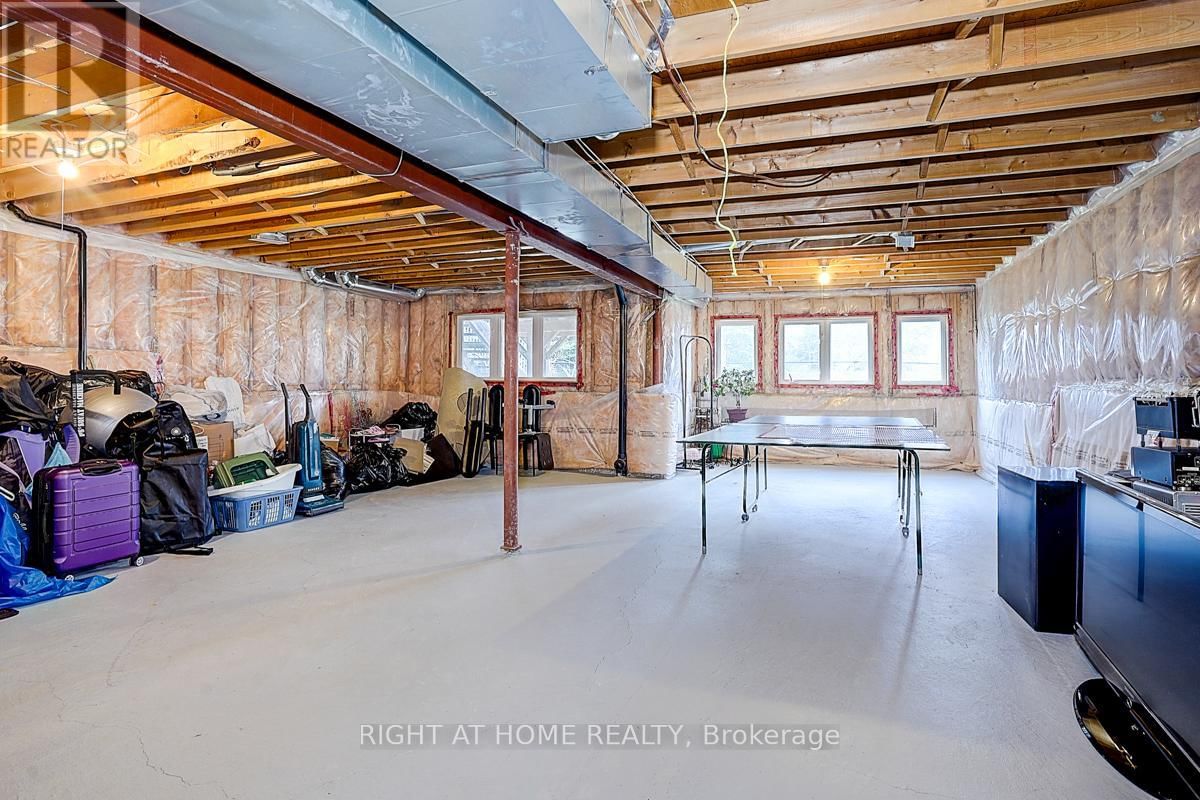 47 TOPOROWSKI AVENUE Image 49