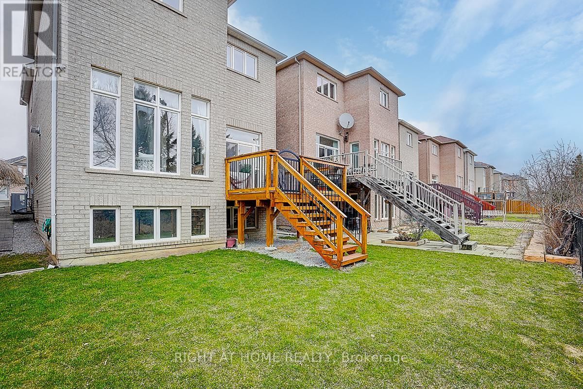 47 TOPOROWSKI AVENUE Image 6