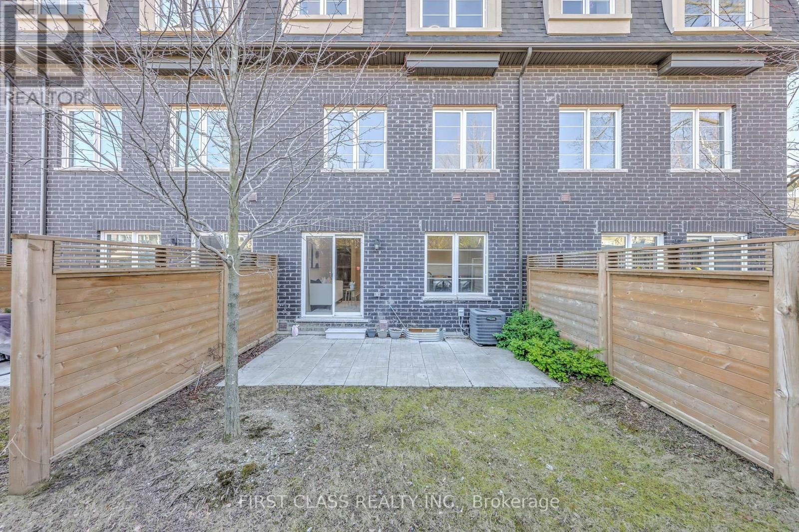 8 DEEP RIVER LANE Image 46