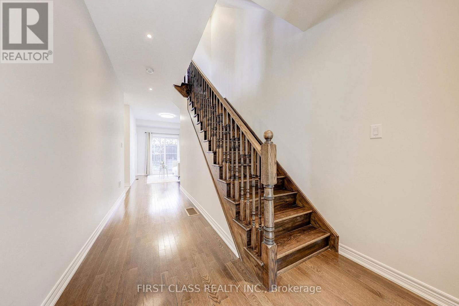 8 DEEP RIVER LANE Image 8