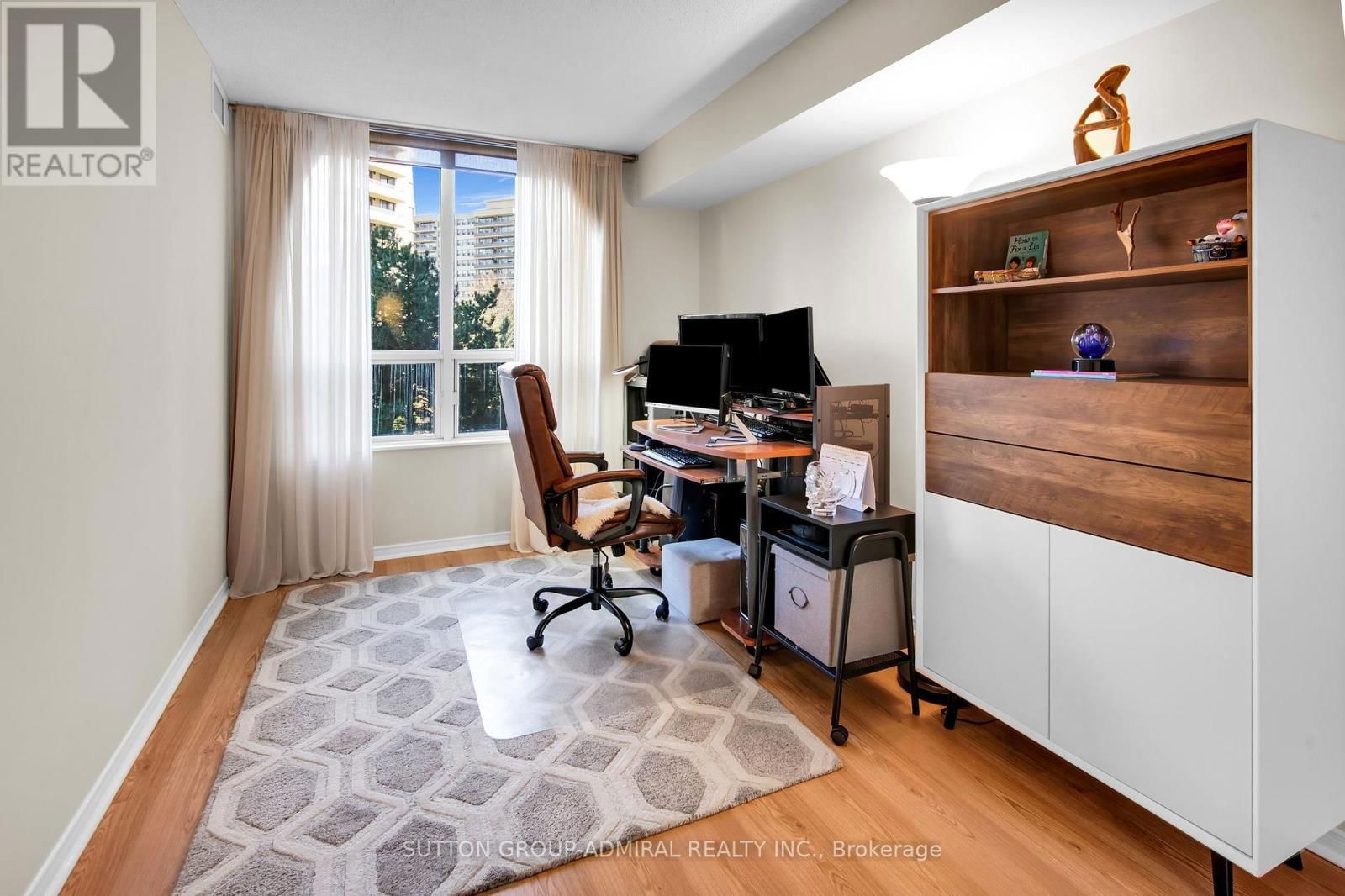 317 - 11 TOWNSGATE DRIVE Image 16