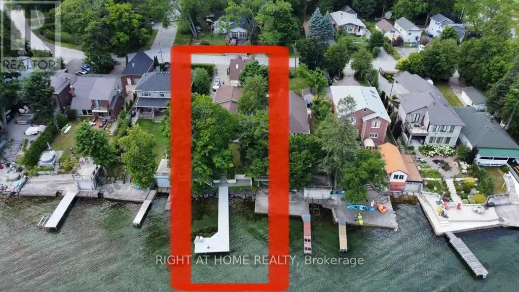 643 LAKELANDS AVENUE Image 25