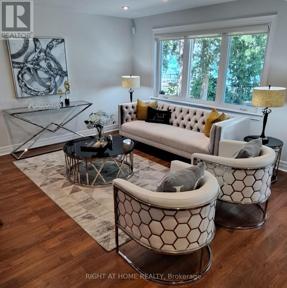 643 LAKELANDS AVENUE Image 3