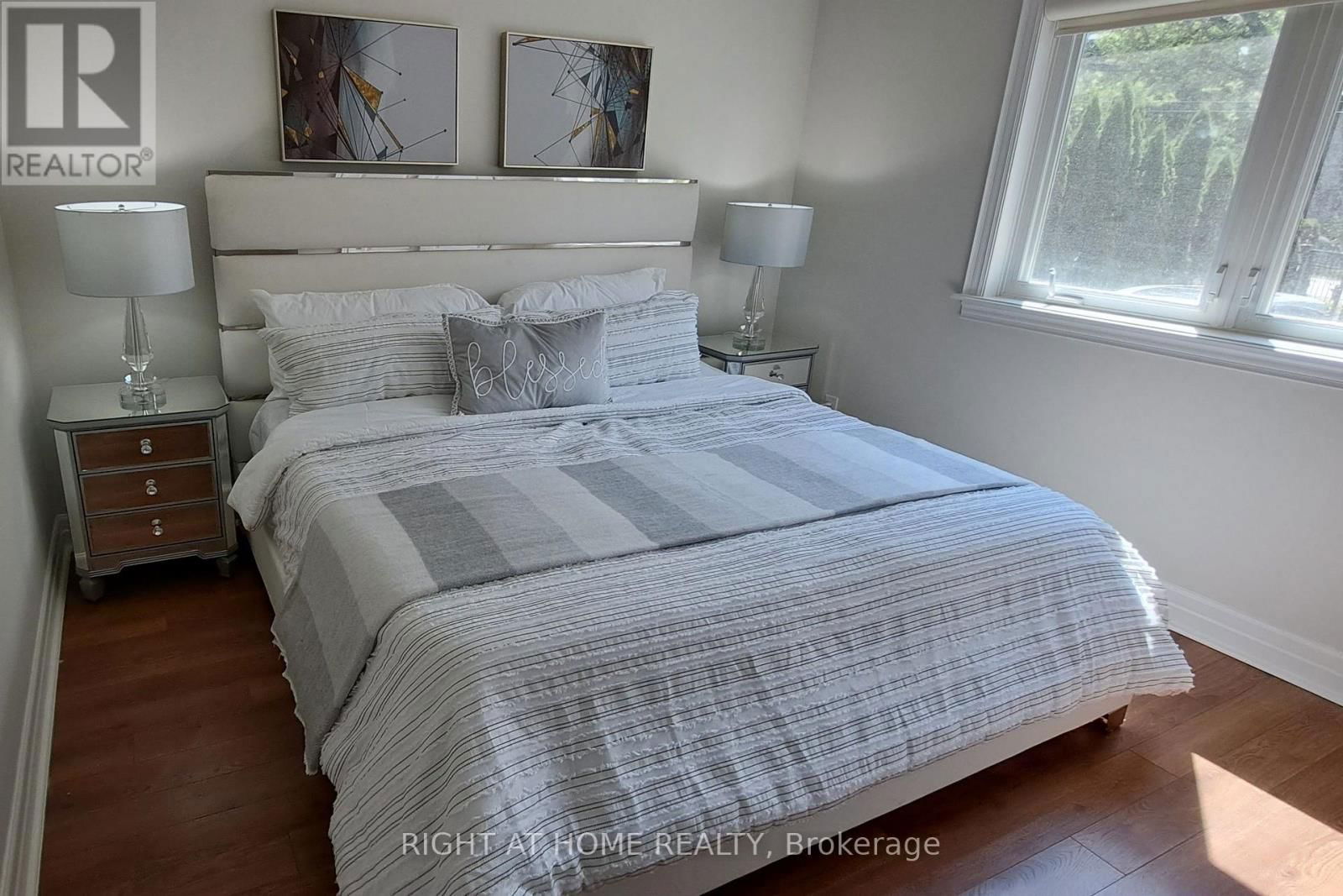 643 LAKELANDS AVENUE Image 7