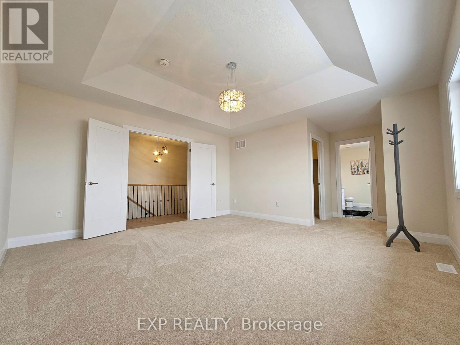 33 JOHN DALLIMORE DRIVE Image 16