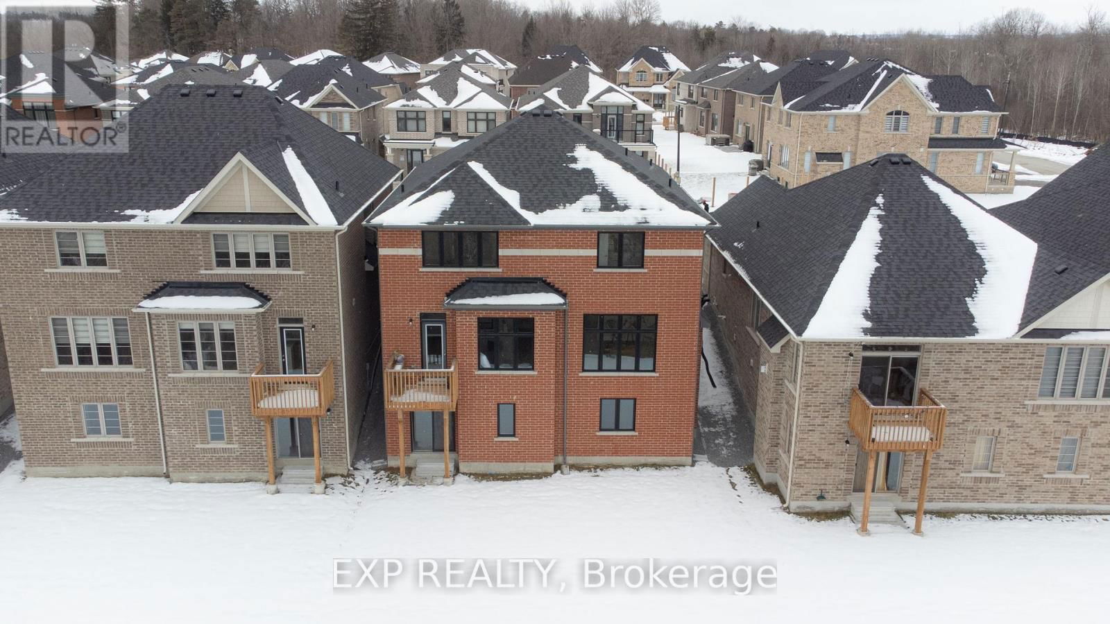 33 JOHN DALLIMORE DRIVE Image 3