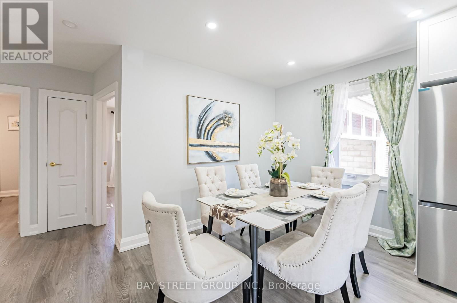 51 ROCKPORT CRESCENT Image 18