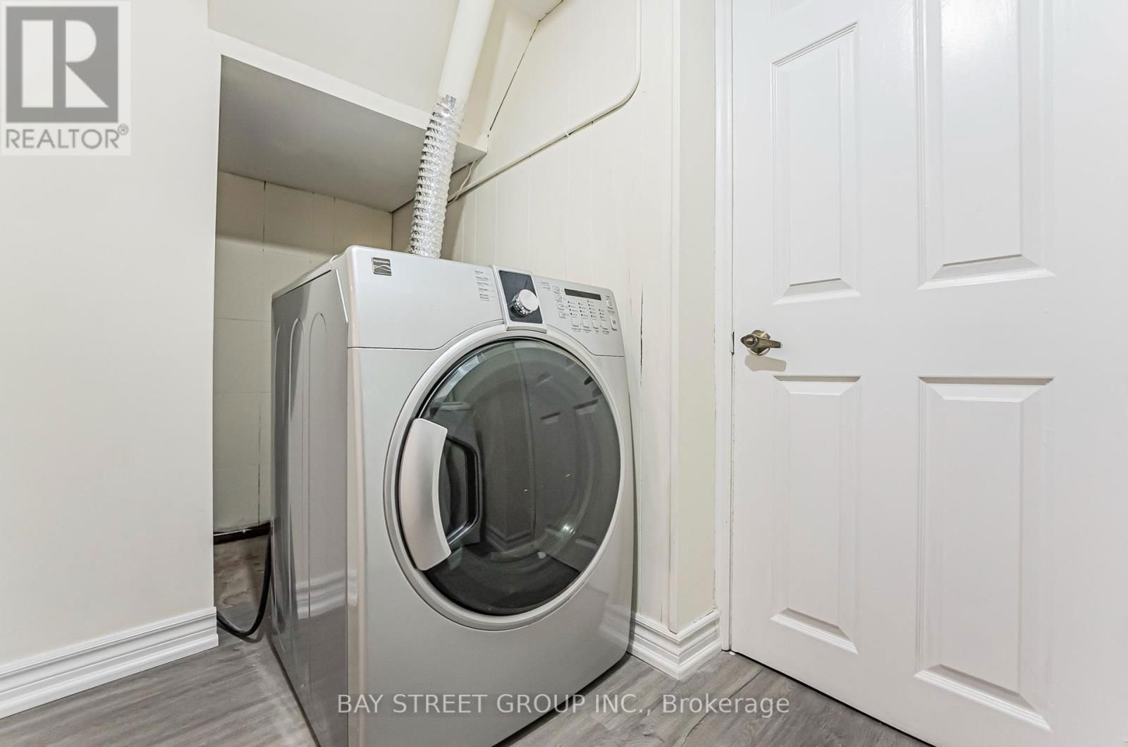 51 ROCKPORT CRESCENT Image 31