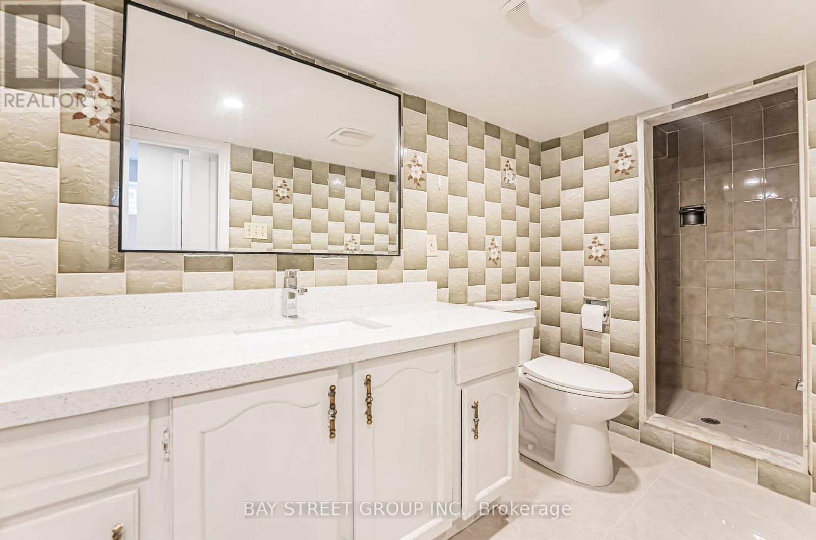 51 ROCKPORT CRESCENT Image 34