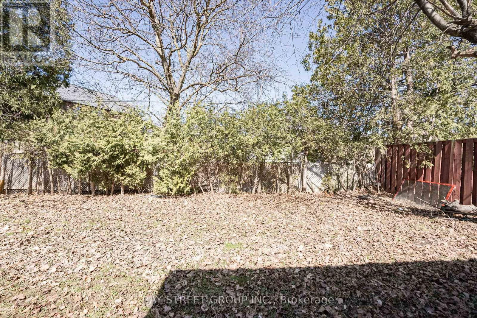 51 ROCKPORT CRESCENT Image 38