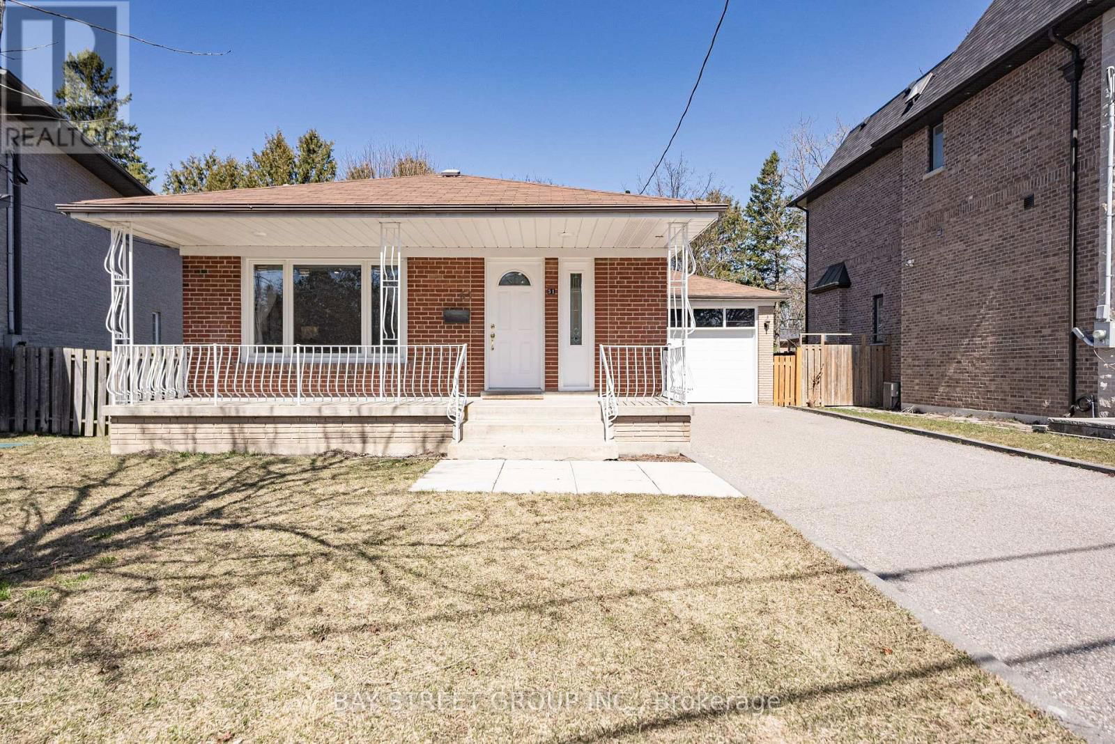 51 ROCKPORT CRESCENT Image 6