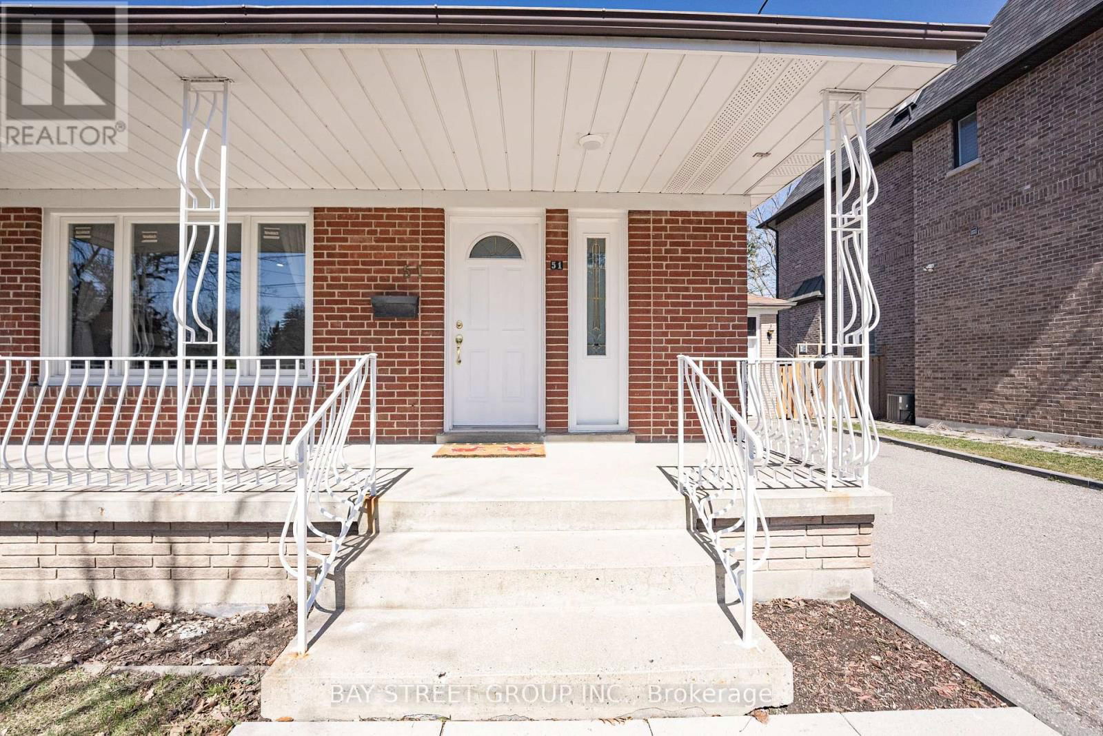 51 ROCKPORT CRESCENT Image 7