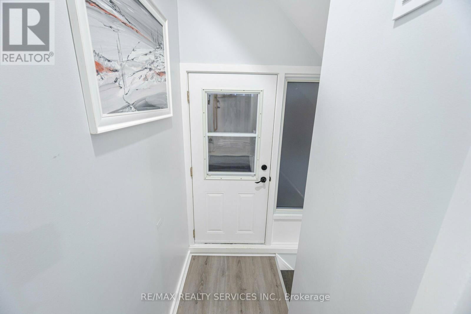 240 TAYLOR MILLS DRIVE SOUTH Image 34