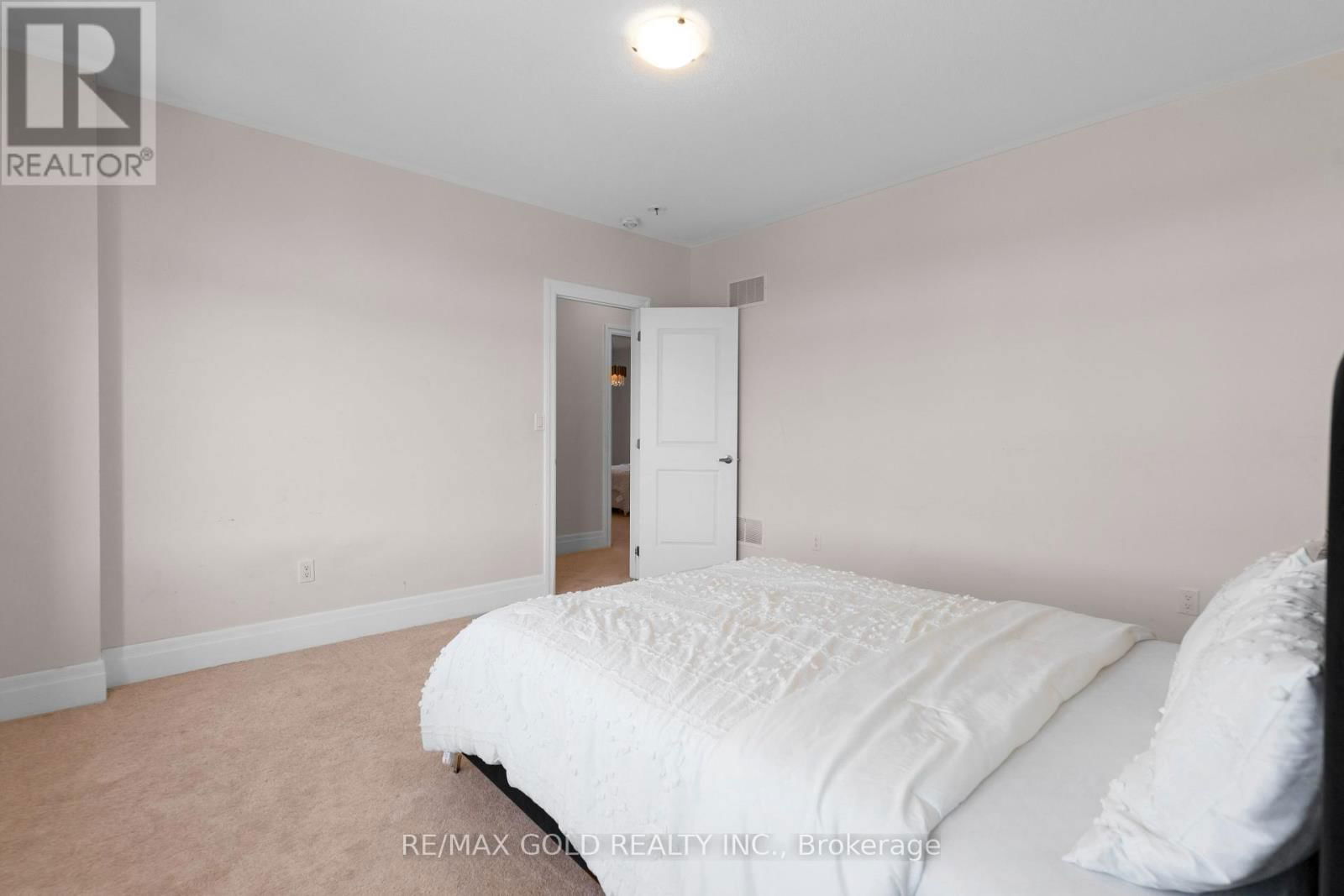 325 DANNY WHEELER BOULEVARD Image 30