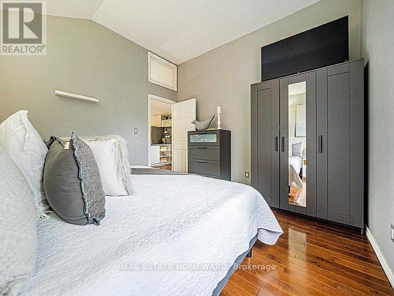 229 SHORECREST ROAD Image 16