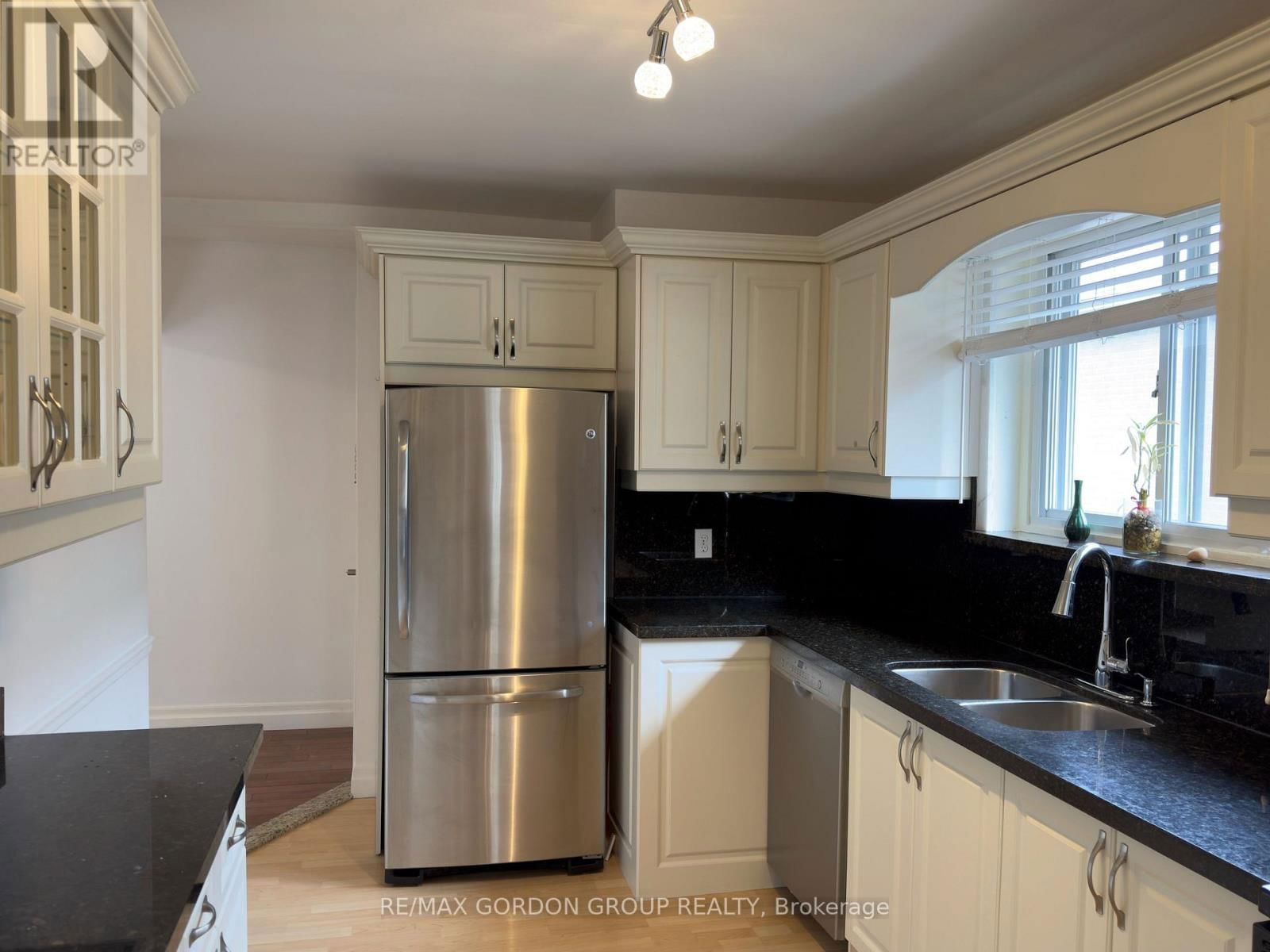 Main - 111 BAYVIEW PARKWAY Image 6