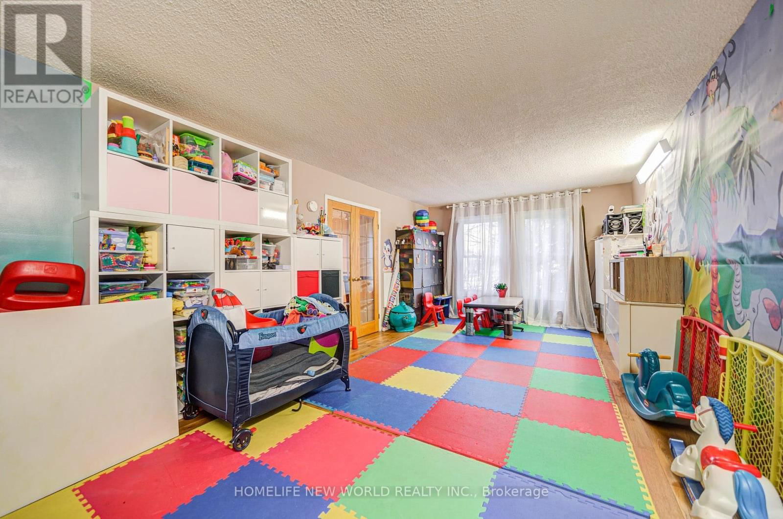 158 MURRAY DRIVE Image 17