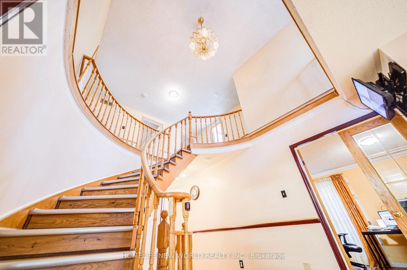 158 MURRAY DRIVE Image 25