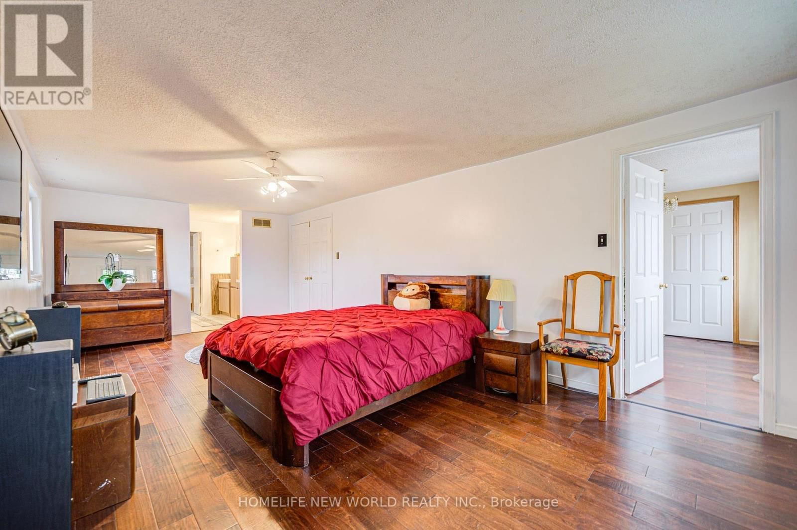 158 MURRAY DRIVE Image 26