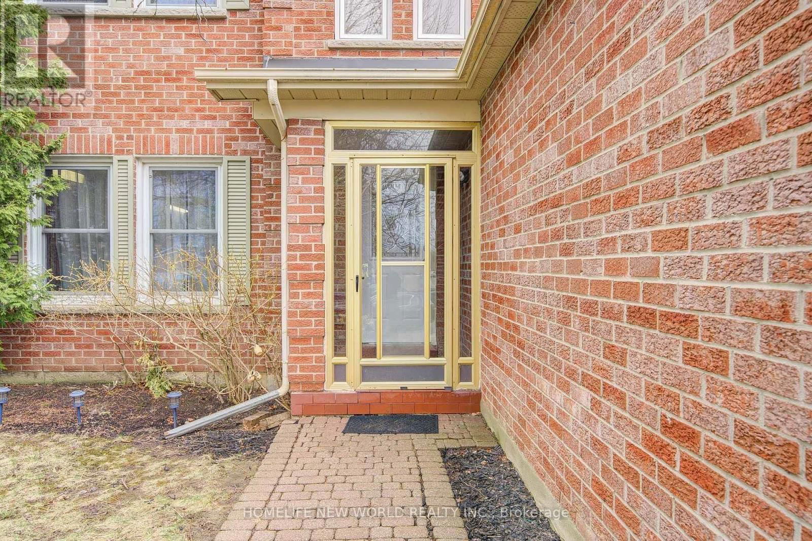 158 MURRAY DRIVE Image 4