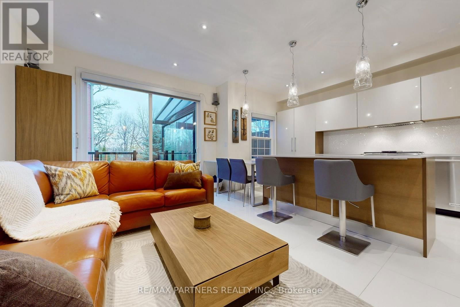 25 CRISPIN COURT Image 13