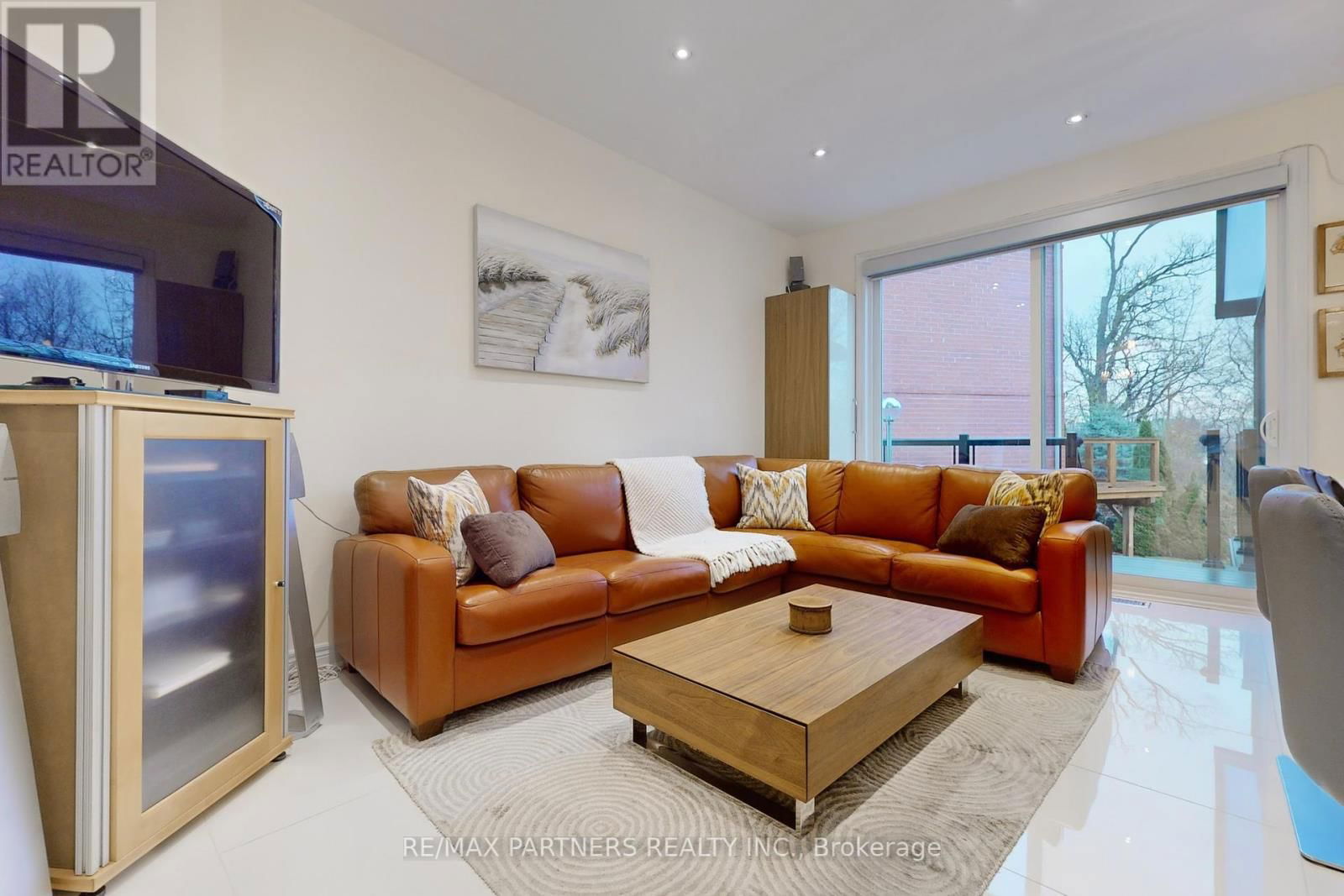 25 CRISPIN COURT Image 14