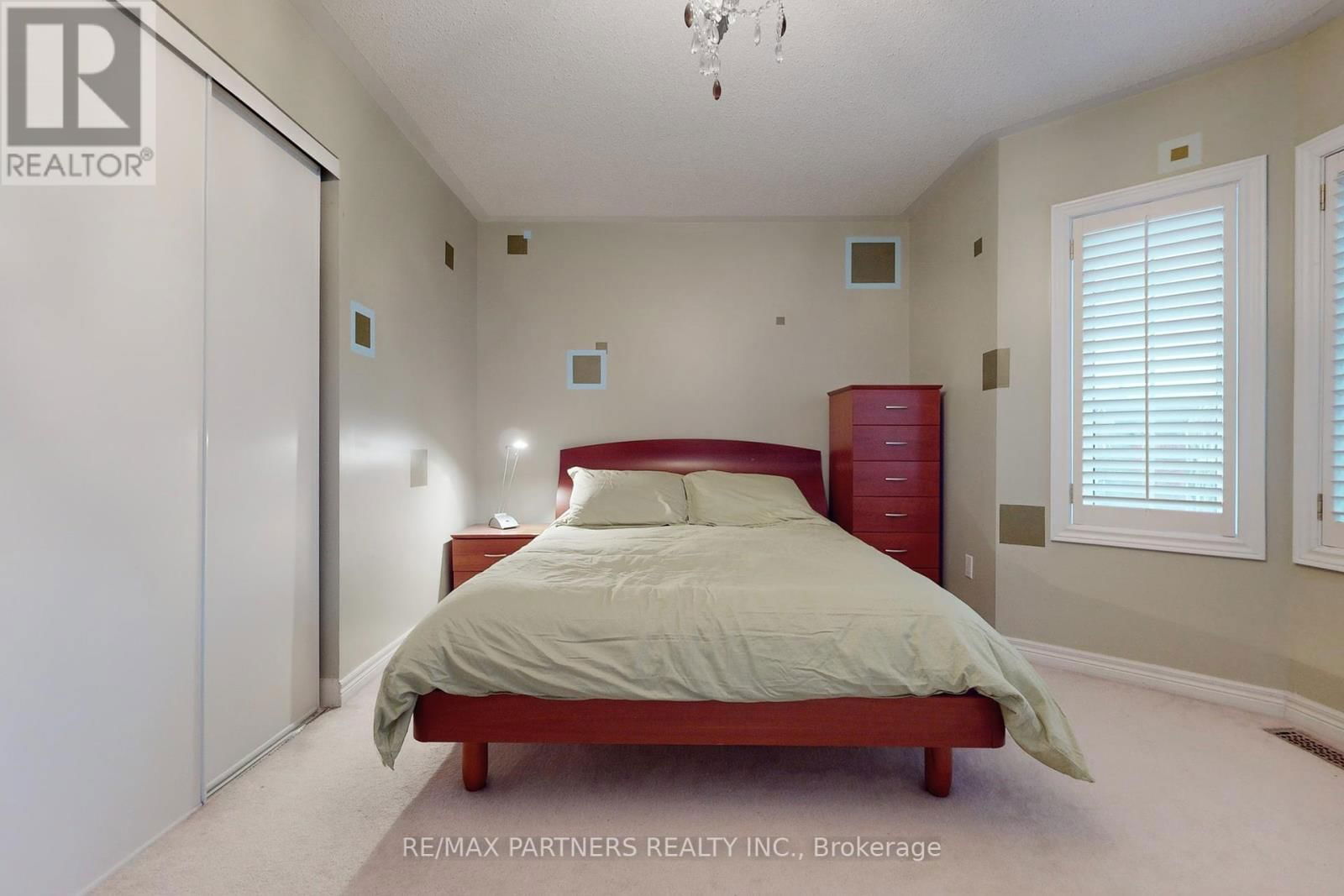 25 CRISPIN COURT Image 31