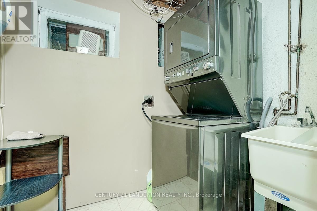 20 NILES WAY SOUTH Image 33