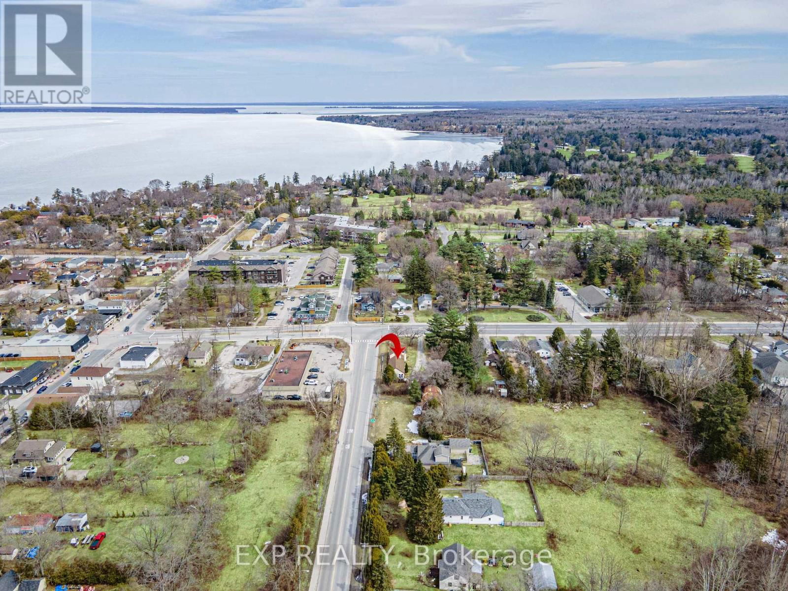 21082 DALTON ROAD Image 1
