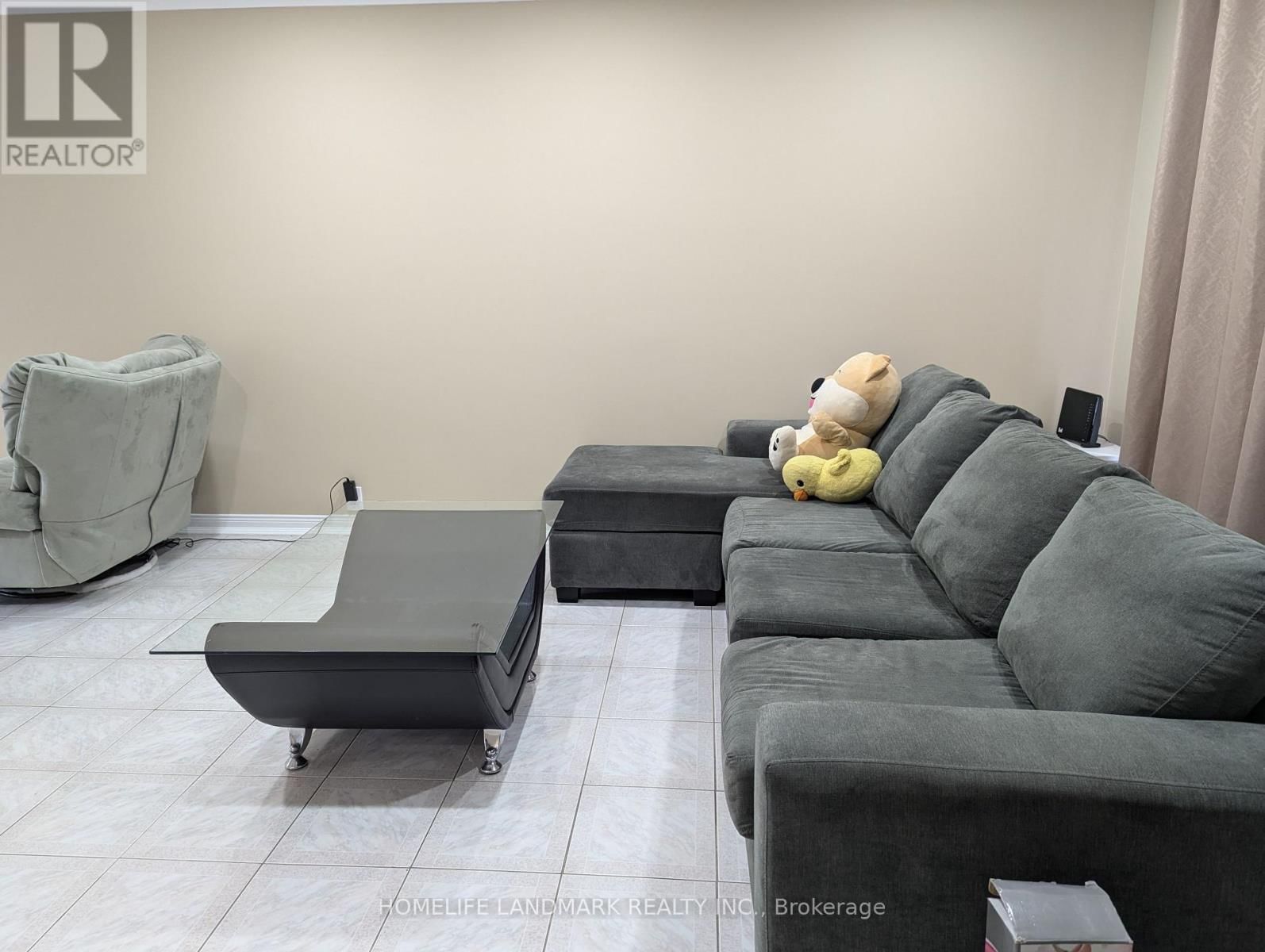 41 MERCER CRESCENT Image 1