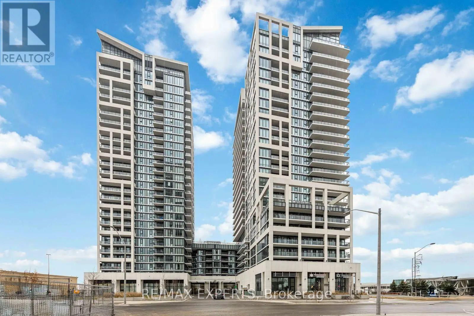 902 - 9000 JANE STREET Image 1
