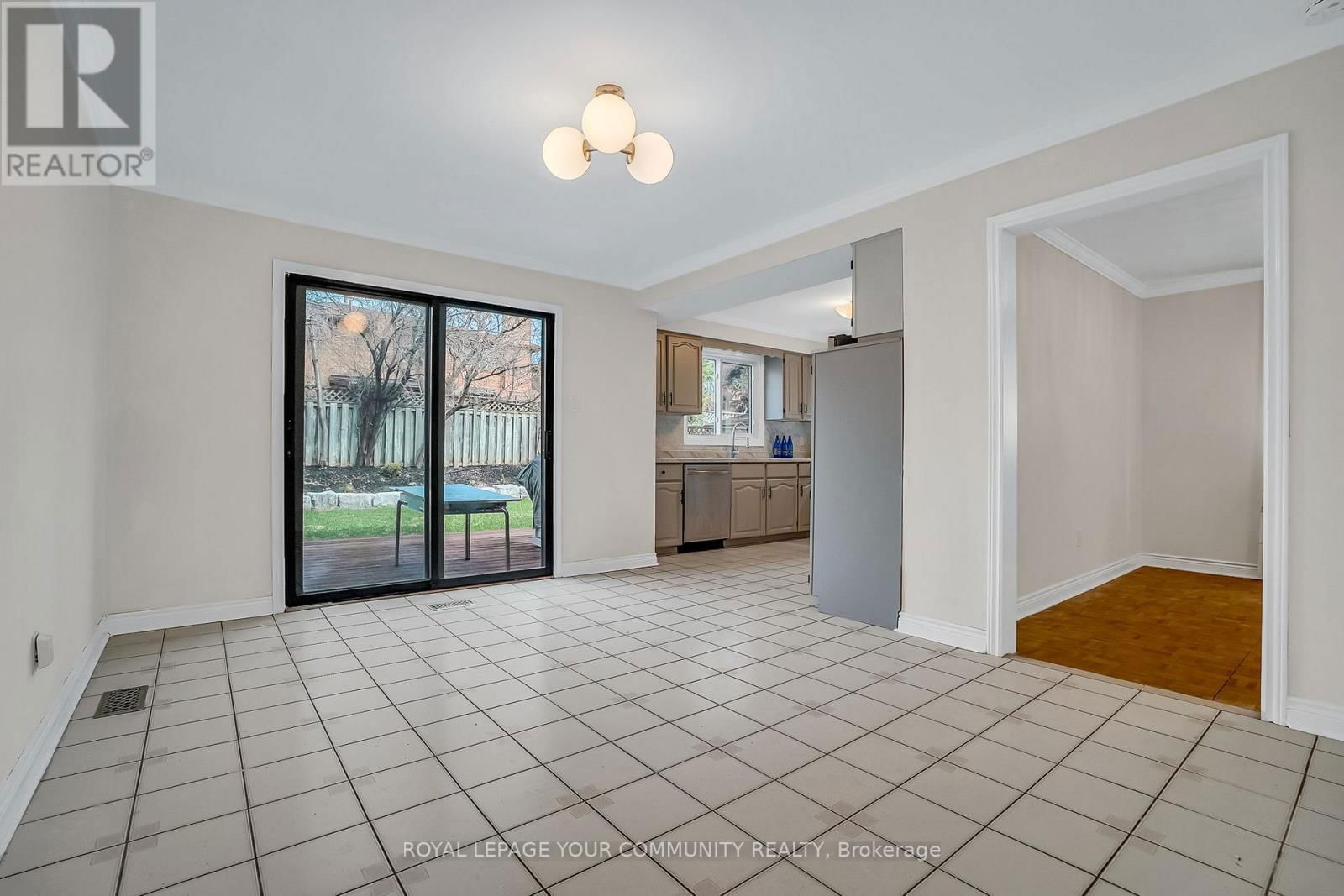34 CLAUDIA AVENUE NORTH Image 14