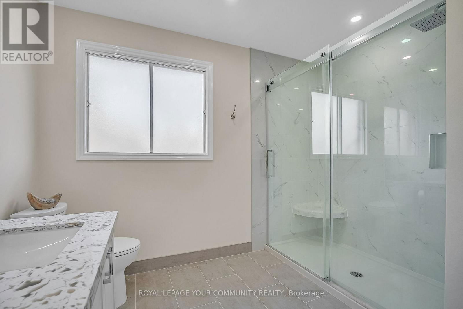 34 CLAUDIA AVENUE NORTH Image 24